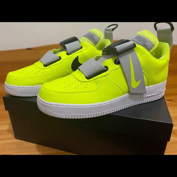 Air Force 1 Utility Volt Brand New - Picture 1 of 8